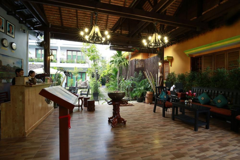 Hotel Chheng Residencia Ciudad de Siem Riep Exterior foto